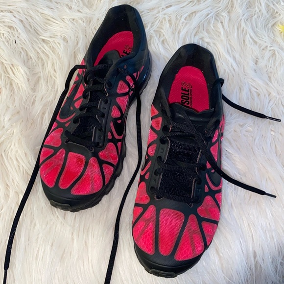 NIKE Air max athletic shoes - Picture 3 of 16